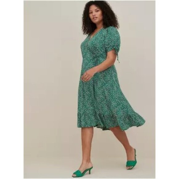 Torrid Green Speckled Print Short Sleeve Midi Dress w/Pockets Size 2X 18 20 Plus - Picture 2 of 12
